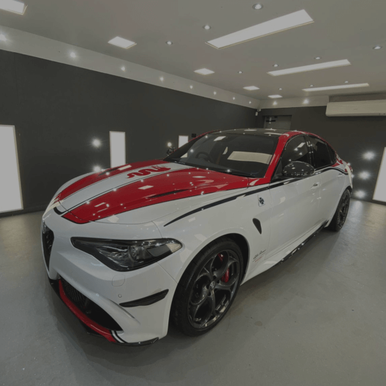 alfa romeo giulia quadrifoglio racing
